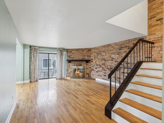 Townhouse for sale in Mount Prospect, Illinois