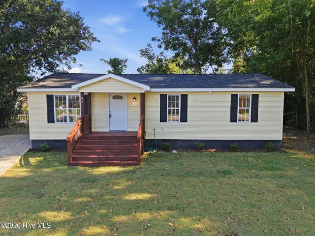 House for sale in Burgaw, North Carolina