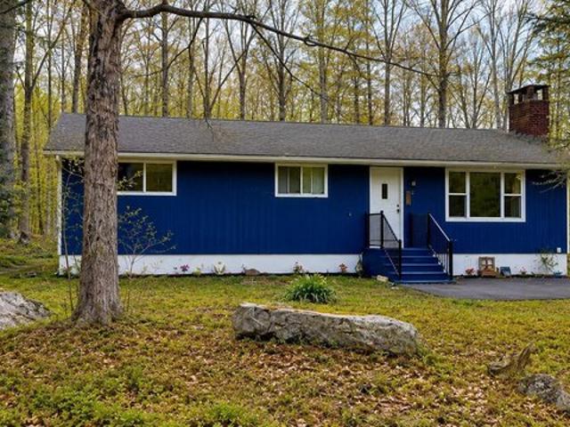 House for sale in Hawley, Pennsylvania