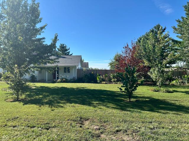 House for sale in Sulphur Springs, Indiana