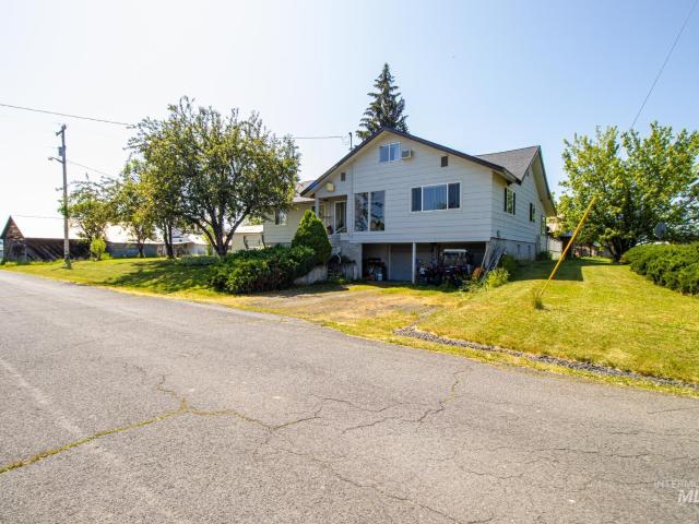 House for sale in Weippe, Idaho