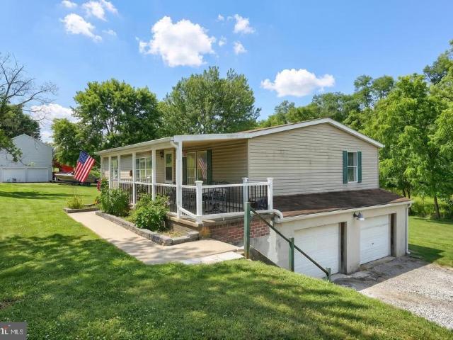House for sale in Zions View, Conewago Township