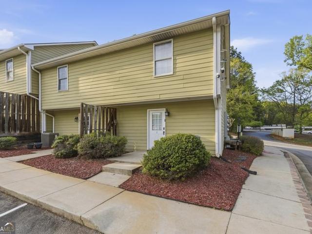 Townhouse for sale in Athens, Georgia