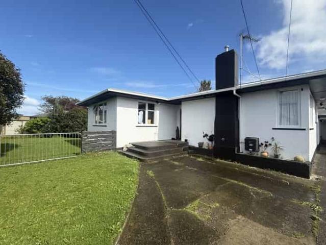 House for rent in Taranaki