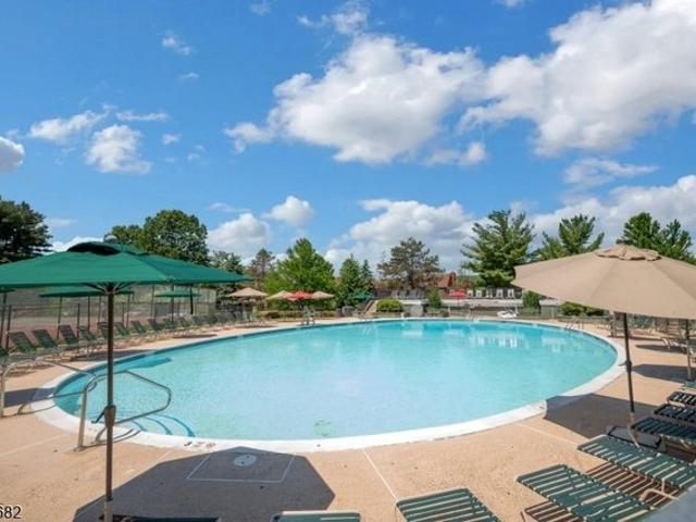 Townhouse for sale in Township of Washington, Bergen County
