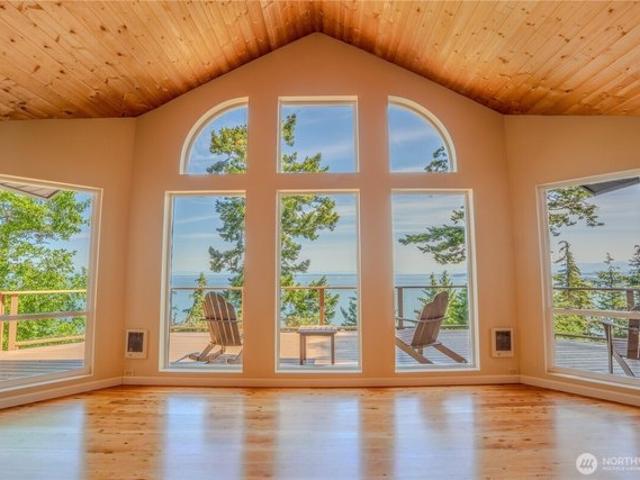 House for sale in Orcas, Washington