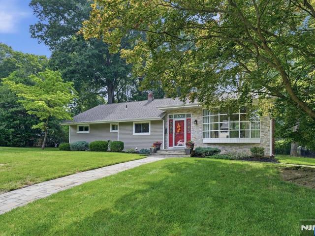 House for sale in Hillsdale, New Jersey