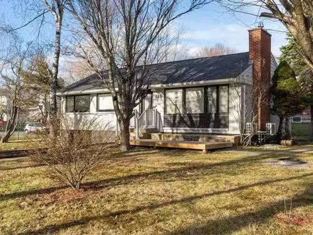 House for sale in Dartmouth, Nova Scotia