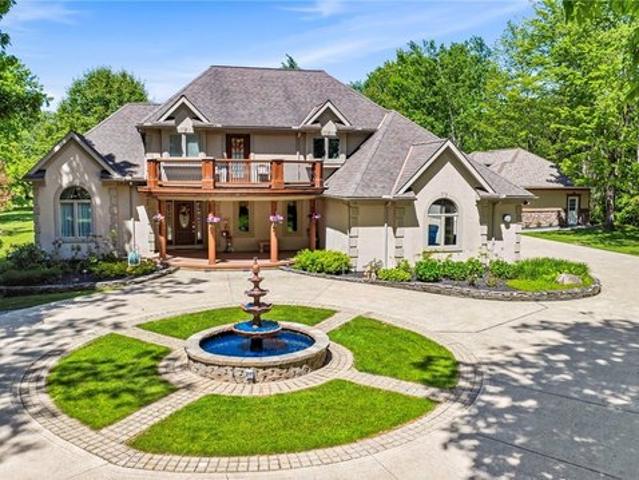 House for sale in Chardon, Ohio