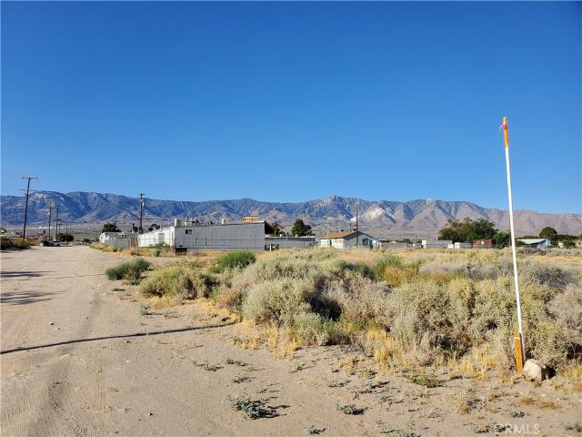 Land for sale in Lucerne Valley, California