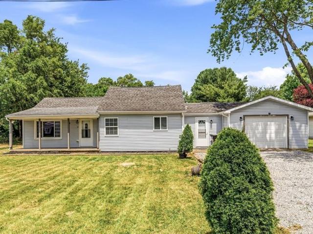 House for sale in Osceola, Indiana