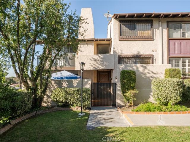 Townhouse for sale in Whittier, California