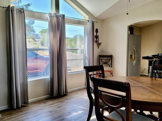 House for sale in Mayer