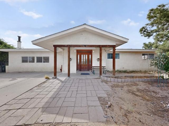 House for sale in Corrales, New Mexico