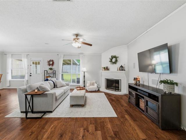 House for sale in Benbrook, Texas
