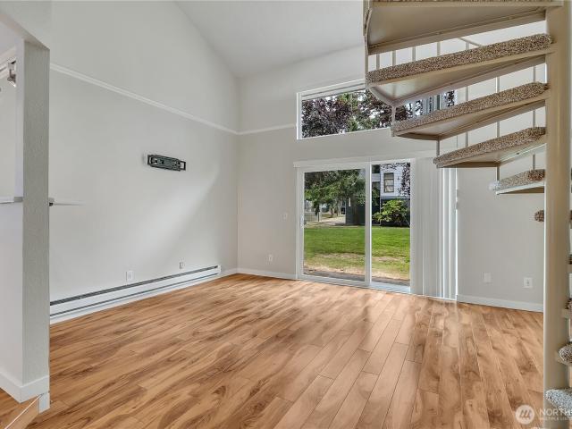 Condo for sale in Kent