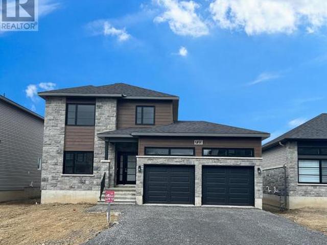 House for sale in Russell, Ontario