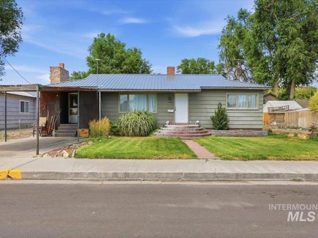 House for sale in Oregonia