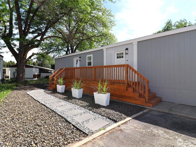 House for sale in Selah, Washington
