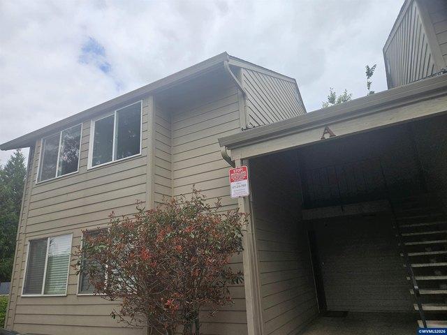 Condo for sale in Oregonia
