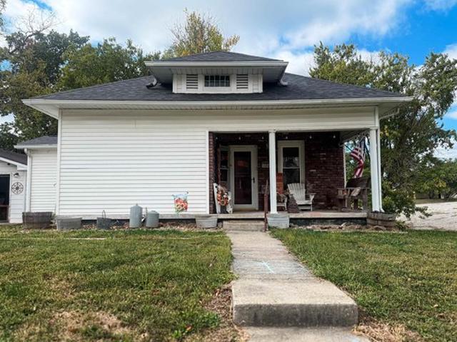 House for sale in Dugger, Sullivan County