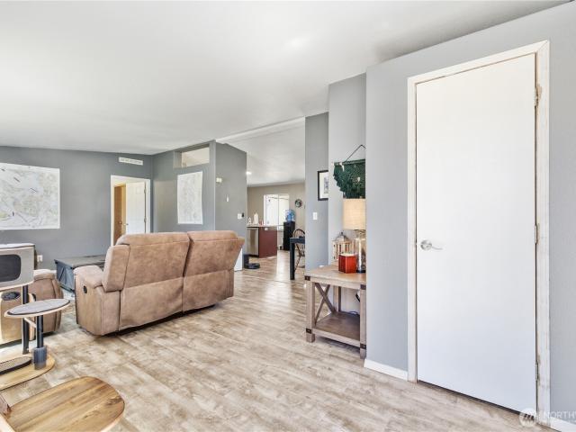 House for sale in Oak Harbor, Island County