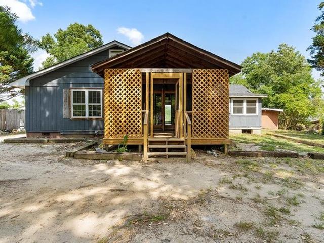 House for sale in Waterloo, South Carolina
