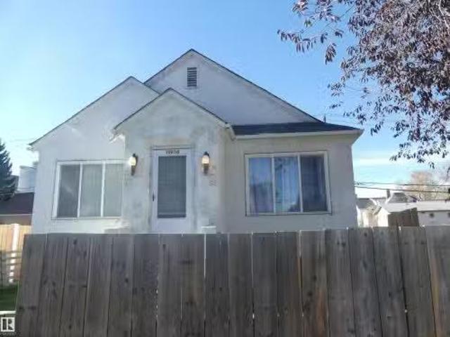 House for sale in Wedgewood, Alberta