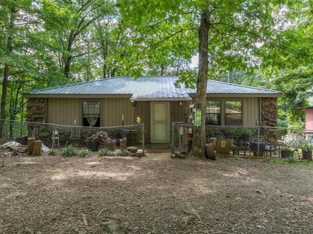 House for sale in Ark
