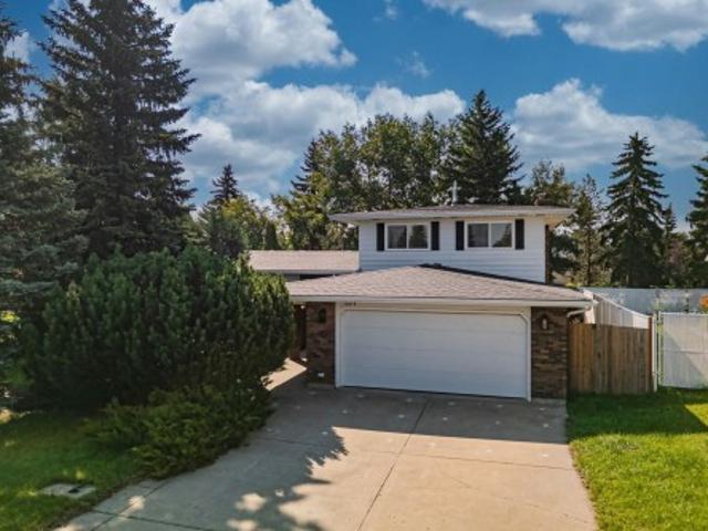 House for sale in Wedgewood, Alberta