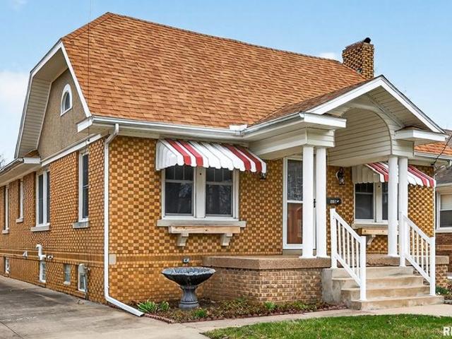 House for sale in Galesburg, Illinois