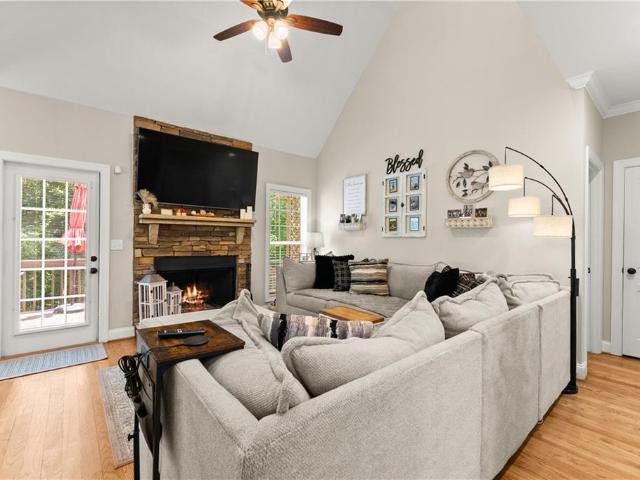 House for sale in Dawsonville, Georgia