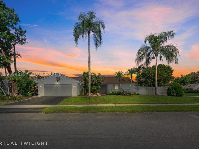 House for sale in Davie, Broward County