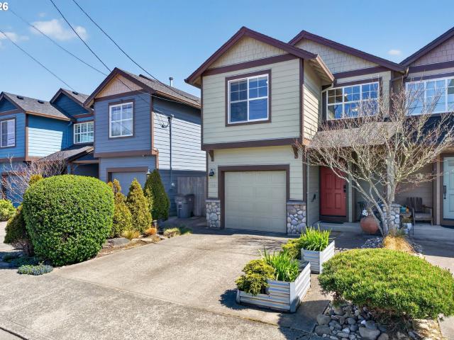 Townhouse for sale in Oregonia
