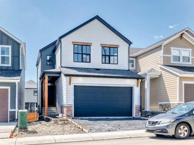 House for sale in Airdrie, Alberta