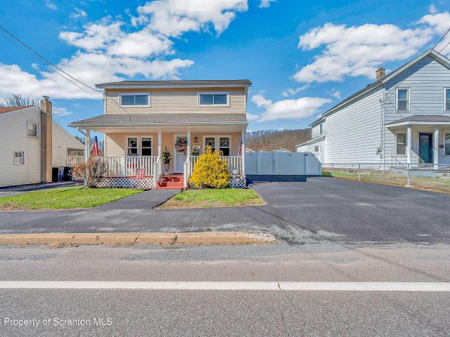 House for sale in Moosic, Pennsylvania