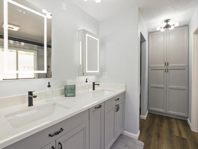 House for sale in Hennepin, Minnesota