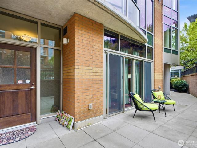 Condo for sale in Bellevue, Washington
