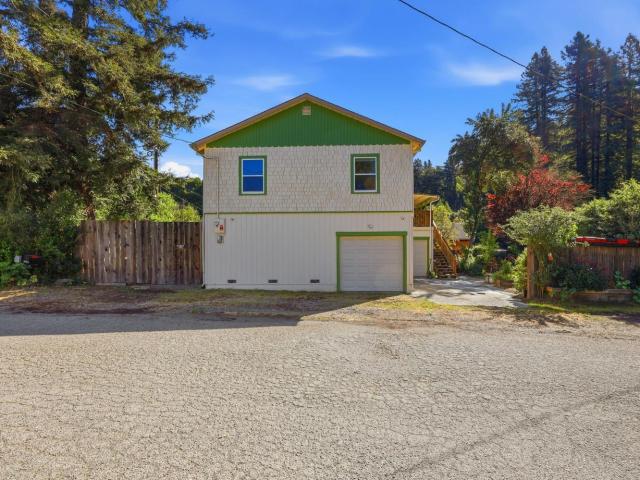 Property for sale in Forestville, California