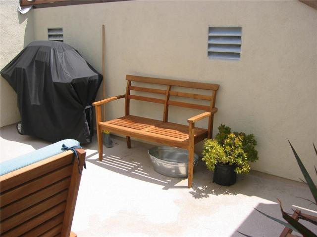 Townhouse for sale in Canoga Park, California