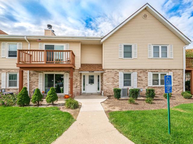 Condo for sale in Concord Place, Mequon