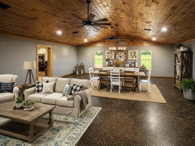 House for sale in Kingston, Oklahoma