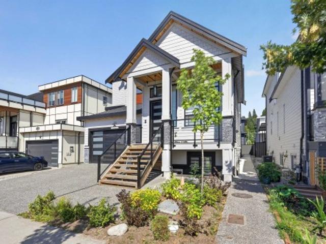 House for sale in Brownsville, Surrey