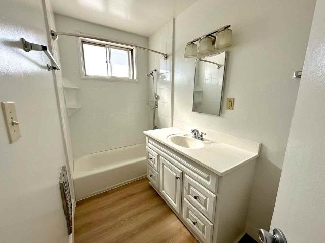 Apartment for rent in Canoga Park, California