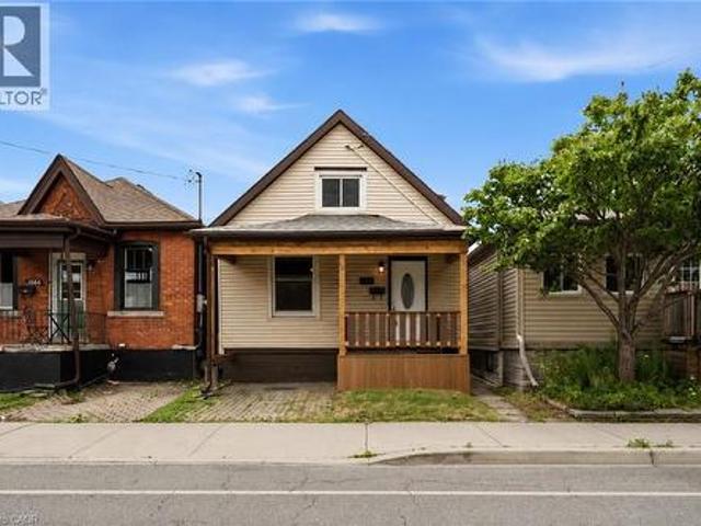 House for sale in Ancaster, Ontario