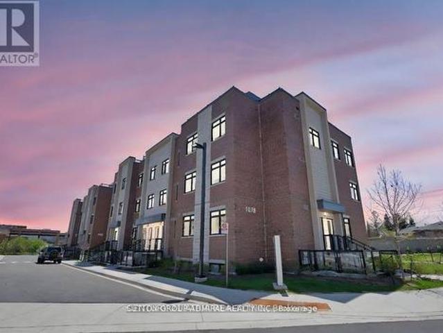 Townhouse for sale in Mississauga, Ontario