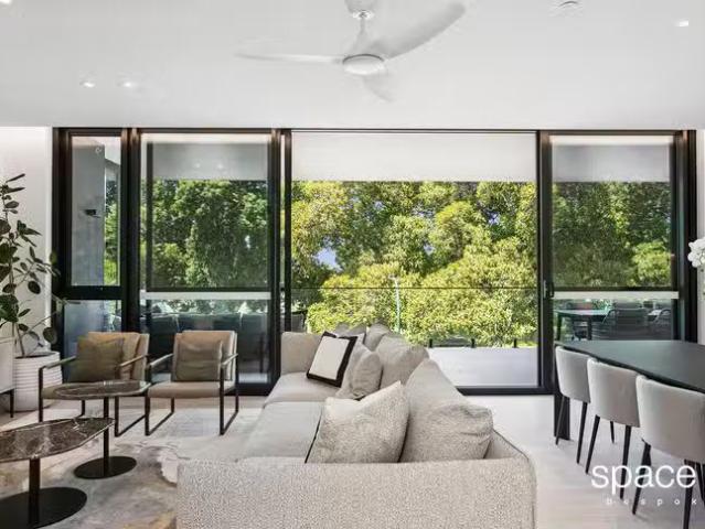 Apartment for rent in Jolimont