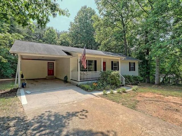 House for sale in Mount Airy, Georgia