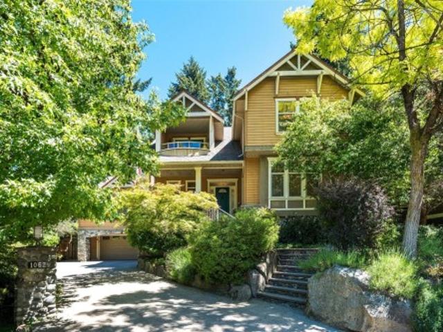 House for sale in Highlands, British Columbia