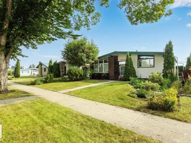 House for sale in Wedgewood, Alberta